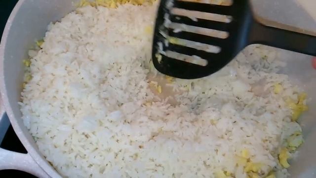 Fried Rice with Egg Рис Жаренный По-Китайски с Яйцом #friedrice #рис #риспоазиатски #ужин #dinner