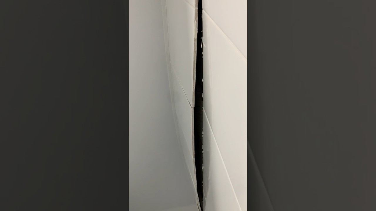 Натяжной потолок спасёт ваши деньги #отзастройщика #приемкаквартиры
