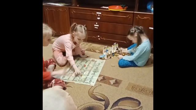 Пасха! Дончане поздравляют: пожелания мира и добра! смотреть онлайн