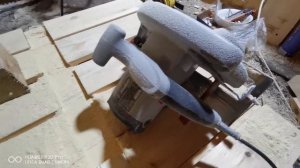 Дверь в баню для парилки.