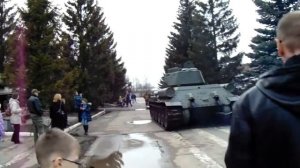 Музей танков в Кубинке. Выезд танка т-34-85. Кубинка