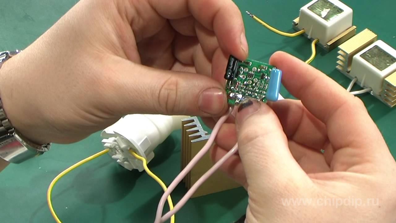 Устройство плавного включения ламп накаливания ... смотреть онлайн