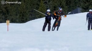 Экшен На велосипеде по снегу с горы