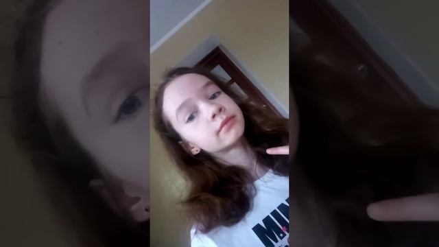 Модельная походка и растяжка на шпагат! Все очень быстро! смотреть онлайн