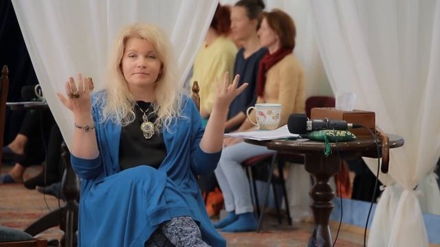 Что делать со страхом за ребенка. Семейные расстановки с Ванией Маркович смотреть онлайн