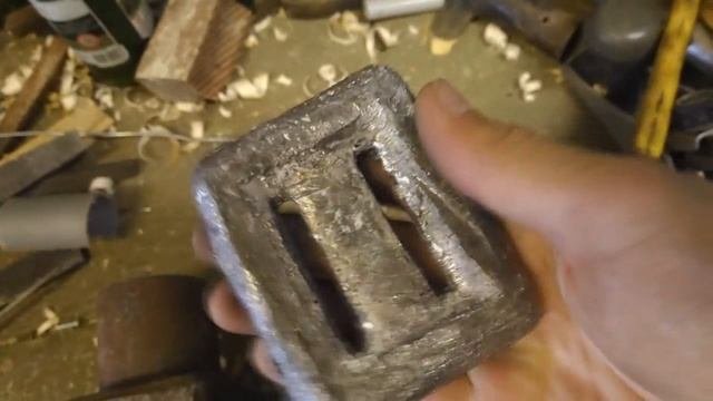 Разгрузка подводная обычная. Своими руками. Плавка свинца под груз и пошив ремня.