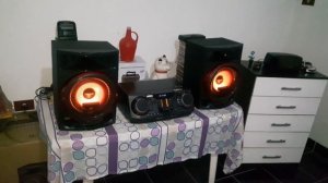 MINI HI-FI SYSTEM LG CL-87 XBOOM