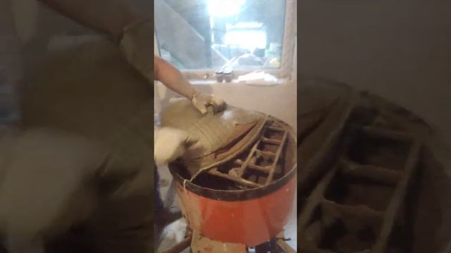 Канатбек бочкарь замес на полусухую стяжку