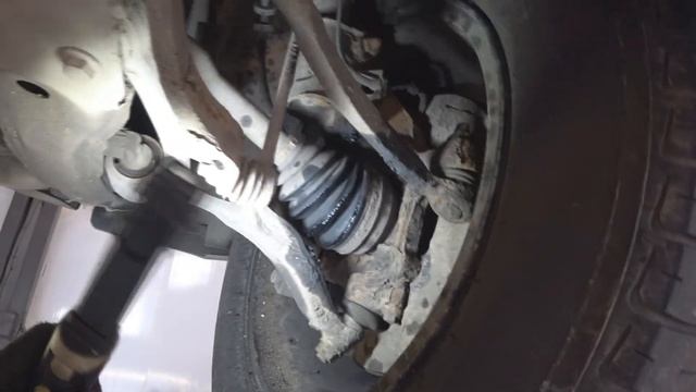 Стук в подвеске. Осмотр Volvo XC90 смотреть онлайн