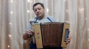 Песня про коня. Сыграл басы более правильно.