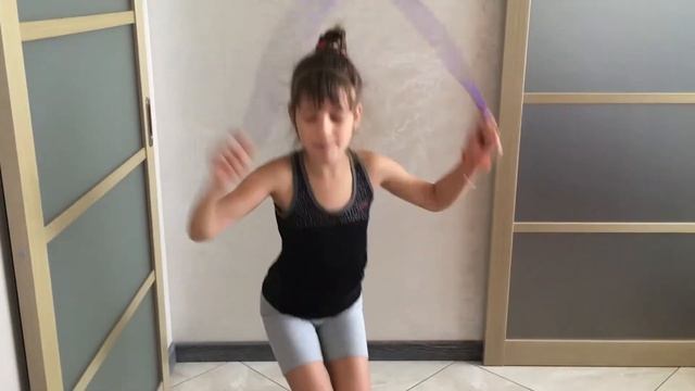 Как прыгать на скакалке? Прыжки на скакалке. Скакалка это круто! смотреть онлайн