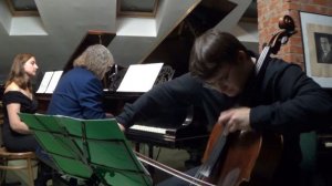 И.С. БАХ "Соната Соль Минор" (в 3-х частях). Исполняют Александр Князев и Данила Владыко