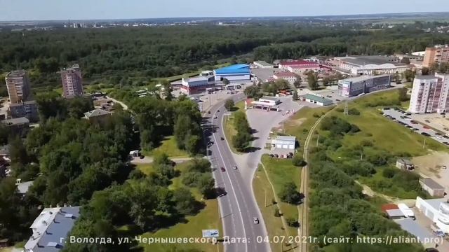 Вологда, с высоты птичьего полёта ул. Чернышевского (через весь город)