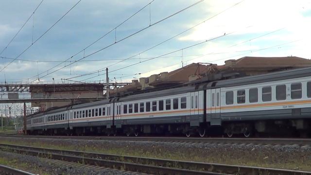 Электропоезд ЭД4М-0488 "ЦППК", станция Царицыно смотреть онлайн