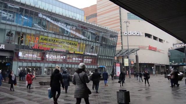 Двор Ладожского вокзала смотреть онлайн