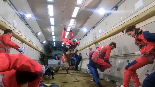 Полеты в невесомости на Авиасалоне МАКС 2021. смотреть онлайн