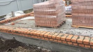 Как сделать фундамент на болотистой местности в Тюмени