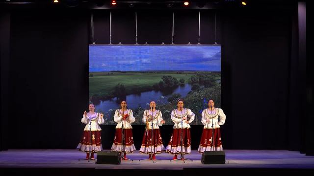Народный ансамбль народной песни 
