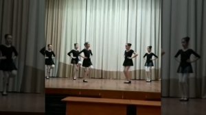 "Танцы народов России детям"обучающий ролик"Дробные выстукивания в русском характере"ДШИ7 г.Балаших