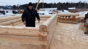 Рубка сруба - снаружи лапа, внутри чаша. Красивый угол сруба