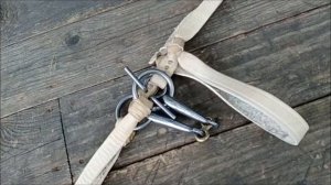 Узда сельскохозяйственная для лошади упряжная из посаженной сыромятной кожи