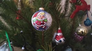 КАК НАРЯДИТЬ ЁЛКУ ПО ЩЕЛЧКУ!!!!! НАРЯЖАЕМ ЁЛКУ!!!!!