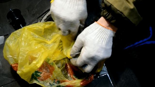 Hyundai Accent 2. Замена топливного фильтра (тонкой очистки) смотреть онлайн