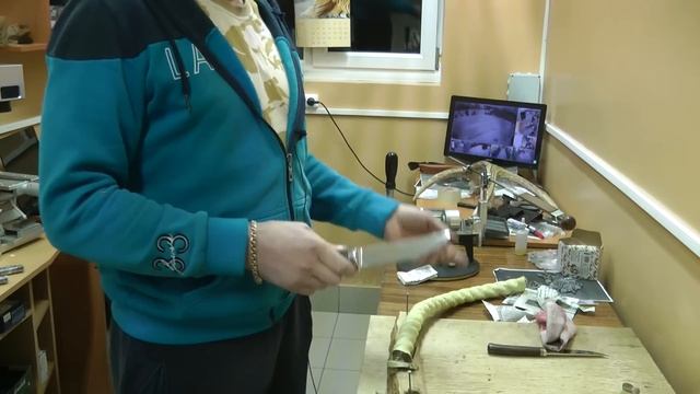 Охотничий нож из стали 110Х18МШД выпуск №1 смотреть онлайн