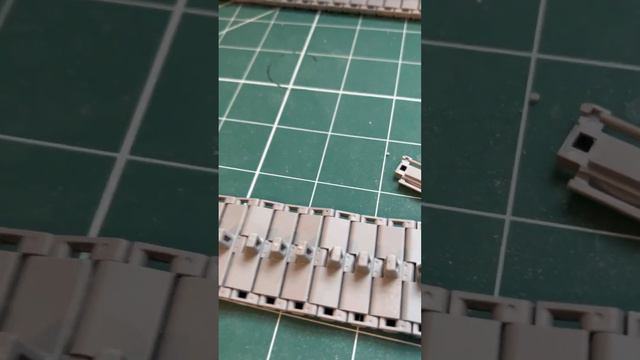 M4A3E8 1/16 Sherman Tank by Takom (PT 1 Tracks ) смотреть онлайн