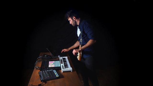 Missed call - New Ableton Push live looping performance смотреть онлайн