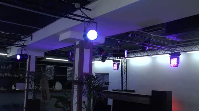 Монтаж светового оборудования и трансляционной акустики в Metropolis Arena