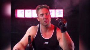 Billy Herrington drinking in the bar (Кино – Раньше в твоих глазах…)