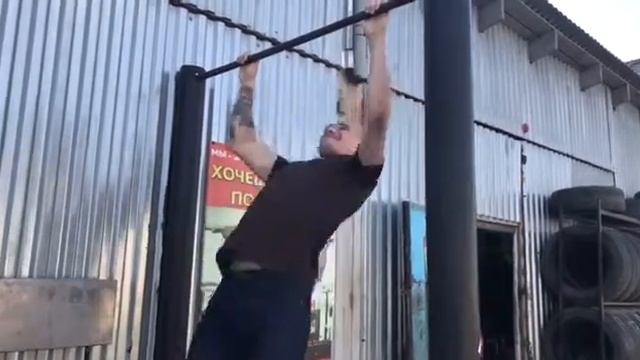 Подтягивайся - зарабатывай скидку на услуги шиномонтажа Резина 33 смотреть онлайн