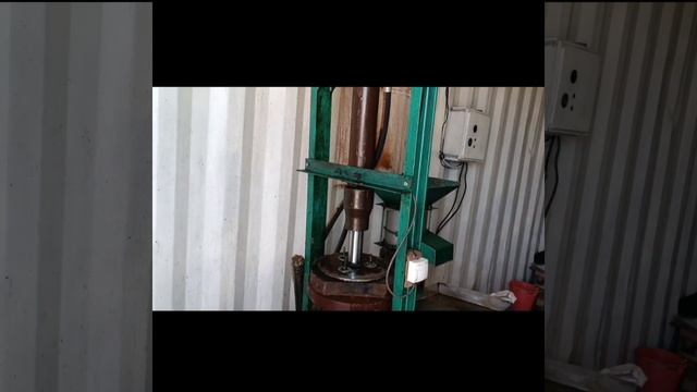 Как сделать мощную,простую соковыжималку.Обзор.