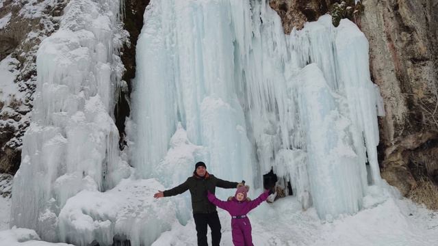 "Абзановский водопад зимой 2024: Ледяной шедевр природы в Башкирии"