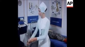 SYND 26-10-70 PIERRE CARDIN REVEALS NEW LOOK FOR NURSES