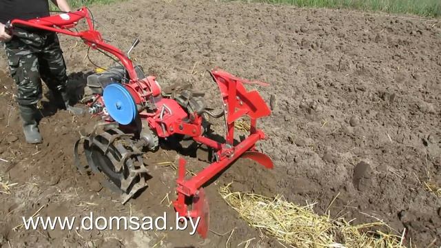 Посадка картошки мотоблоком "Салют 100".