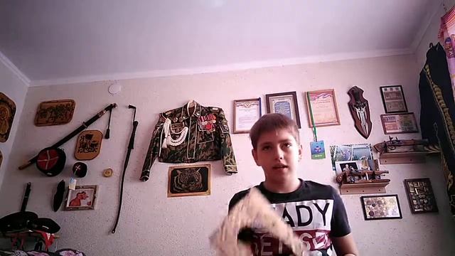 ДЕРЕВЯННЫЙ ТОПОР #1 смотреть онлайн