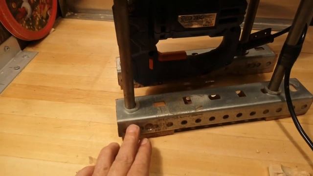 Лобзиковый станок из ручного электролобзика своими руками