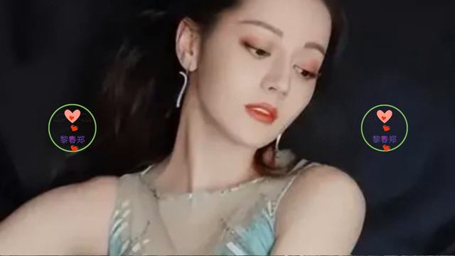 迪丽热巴孕肚照，虎背熊腰肚子大，推测孩子属兔预产期10月 #迪丽热巴 #热巴 #迪丽热巴 #Dílìrèbā #1黎春郑