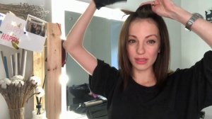 Как уложить отрастающую челку? Второй вариант.