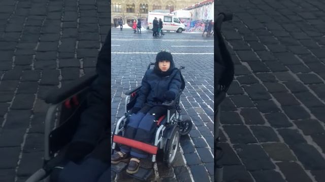 Дцп коляска катюша. Вадим Лавренов