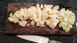 Овощное рагу из картошки и кабачков в мультиварке