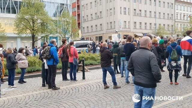 Акция протеста против России в центре Праги