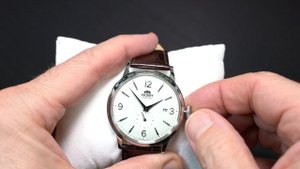 Orient Bambino "Small 2nd Hand" Automatic Watch - Unboxing & Review