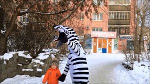 Правила дорожного движения для детей.  Переход через дорогу