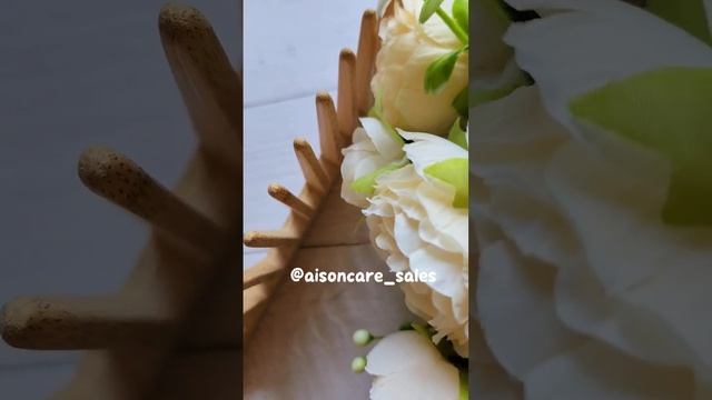 A Wide Tooth Comb Perfect For Curly Hair And Beard смотреть онлайн