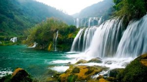 Шум воды 🌊 Расслабляющие звуки 🎵🎶 водопада для сна 💤💤💤 / 🌊 Relaxing waterfall sounds for sleep