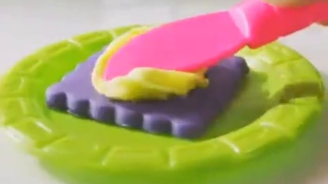 Набор HASBRO Фабрика печенья в IqToy.ru смотреть онлайн