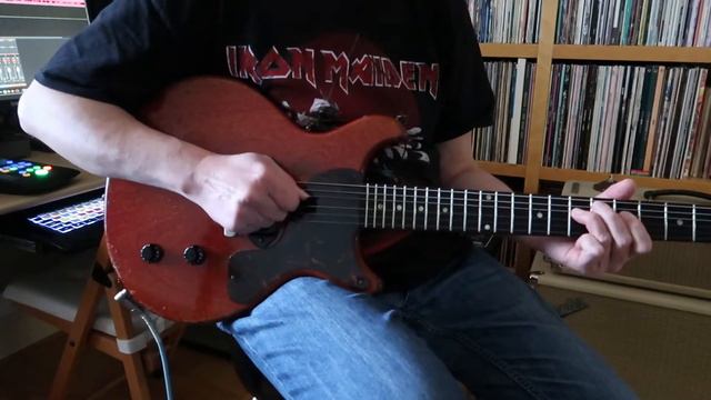 Comparison of original 1959 Gibson Les Paul Junior with Gibson custom shop re-issue: Part 2 electri